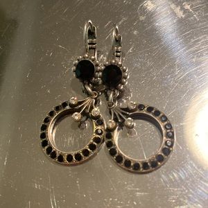 NWOT Mariana Black & clear circle earrings